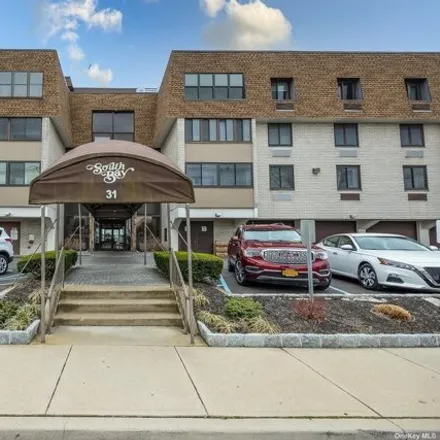 Rent this 2 bed condo on 31 Casino Street in Village of Freeport, NY 11520