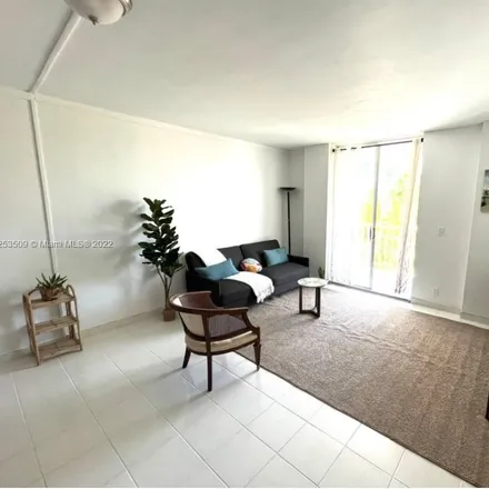 Image 9 - 2811 Indian Creek Drive, Miami Beach, FL 33140, USA - Condo for rent