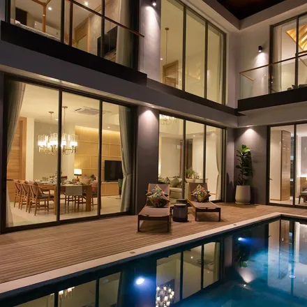 Rent this 4 bed apartment on ศาลากลางจังหวัดภูเก็ต in Narisson Rd, Phuket