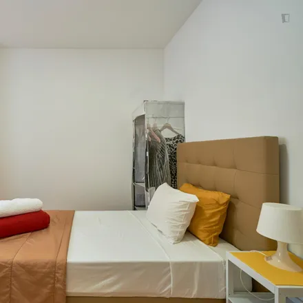 Rent this 6 bed room on Rua Carvalho Araújo 75 in 1900-140 Lisbon, Portugal