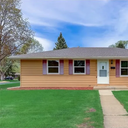 Buy this 4 bed house on 2116 West 90th Street in Bloomington, MN 55431