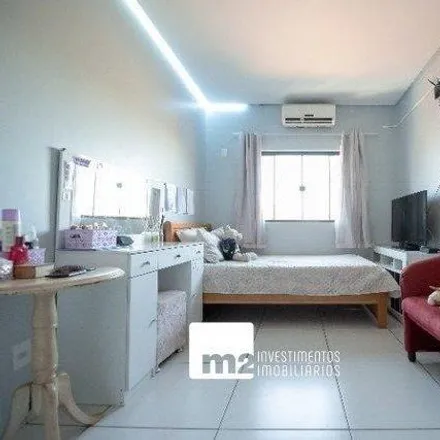 Buy this 5 bed house on Avenida Argentina in Vera Cruz, Aparecida de Goiânia - GO