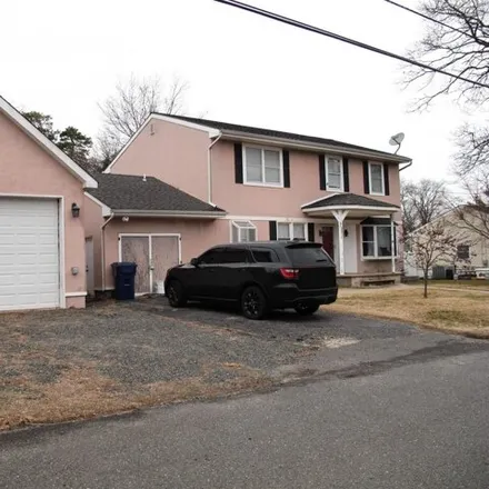 Image 3 - 834 Ocean Avenue, Beachwood, NJ 08722, USA - House for sale