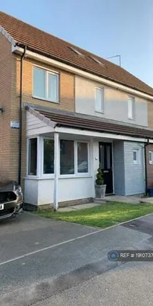 Rent this 5 bed duplex on Overton Way in Stockton-on-Tees, TS18 3BE