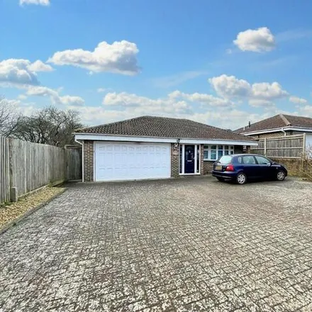 Buy this 4 bed house on Tor Road West in Peacehaven, BN10 7SU