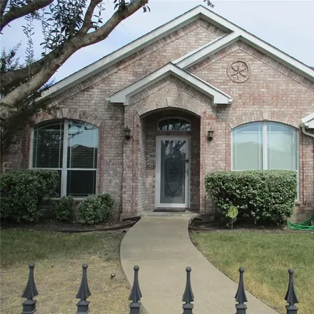 Buy this 4 bed house on 917 Norwood Lane in Lancaster, TX 75146