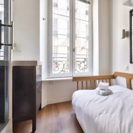 Image 6 - 1 Rue de l'Échiquier, 75010 Paris, France - Apartment for rent