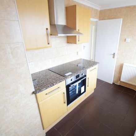 Rent this 2 bed apartment on Hail & Ride Castle View Gardens in Beehive Lane, London