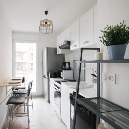 Image 5 - Résidence Amadeus - Bâtiment C, 27 Rue Mozart, 92110 Clichy, France - Apartment for rent