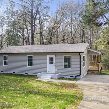 Rent this 3 bed house on 308 Anne Avenue in Waxhaw, NC 28173