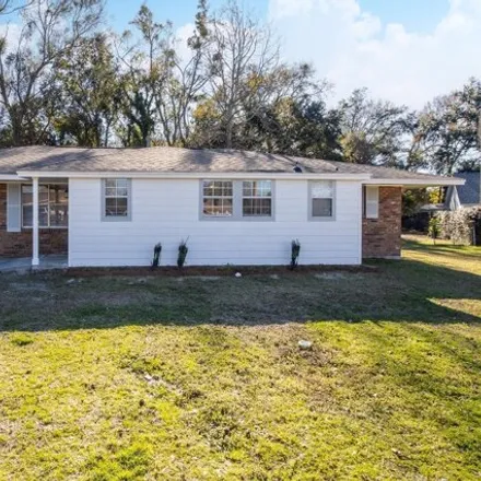 Buy this 3 bed house on 111 Charleswood Lane in Long Beach, MS 39560