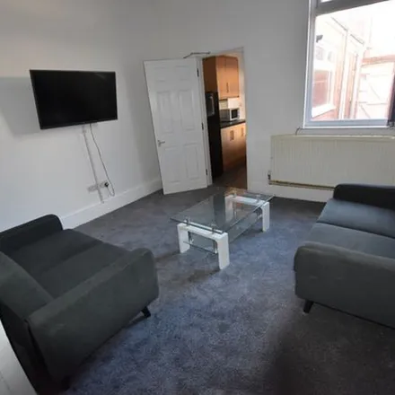 Image 3 - Pelham Street, Middlesbrough, TS1 4BE, United Kingdom - Townhouse for rent
