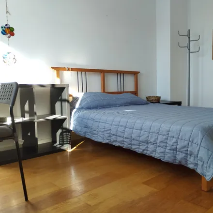 Rent this 1 bed room on Estrada de Brito in 4410-106 São Félix da Marinha, Portugal