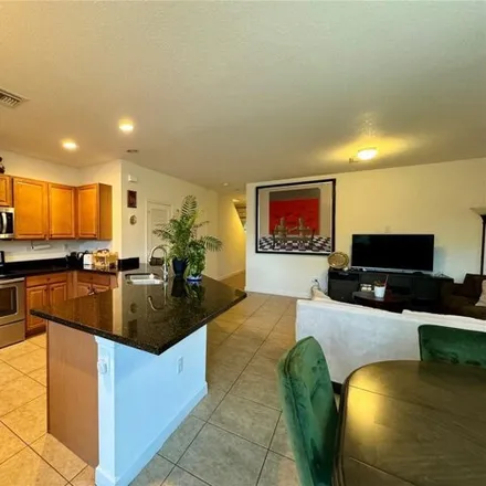 Image 7 - 363 Northeast 194th Lane, Miami-Dade County, FL 33179, USA - Townhouse for sale