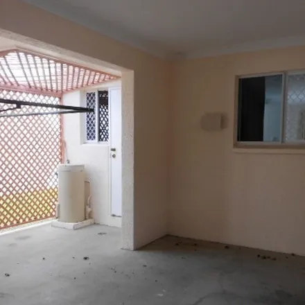 Rent this 2 bed townhouse on Kepper Street in West End QLD 4810, Australia