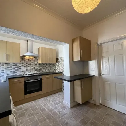 Rent this 2 bed townhouse on Hampton Road in Scarborough, YO12 5PX