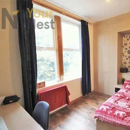Rent this 6 bed townhouse on Taylor's Sports Bar and Grill in 107 Otley Road, Leeds