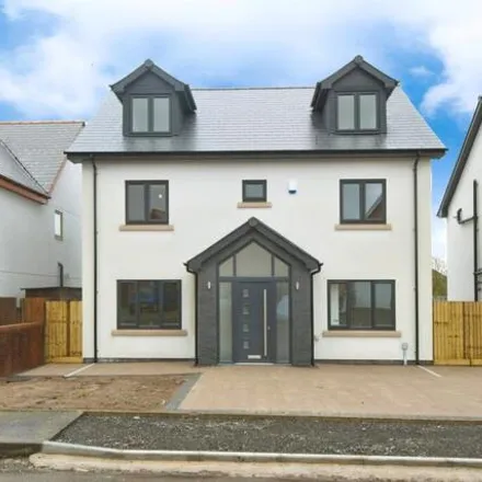Buy this 5 bed house on Maes Morgan in Tredegar, NP22 3BP