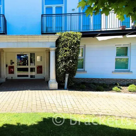 Image 3 - Culverden Park, Royal Tunbridge Wells, TN4 9QR, United Kingdom - Apartment for rent