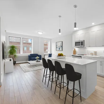 Rent this 3 bed apartment on Greenwich St Bank Street