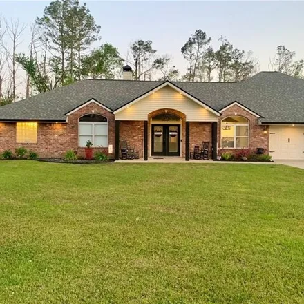 Buy this 3 bed house on 925 Ms Daisy's Drive in Calcasieu Parish, LA 70665
