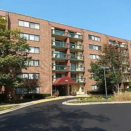 Buy this 1 bed condo on Fayette Walk in Hoffman Estates, Schaumburg Township