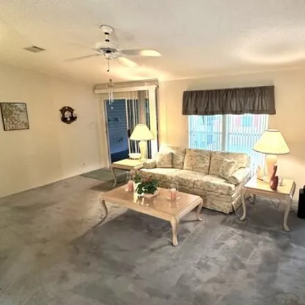 Image 2 - 8879 W Forest View Dr, Homosassa, Florida, 34448 - Apartment for sale