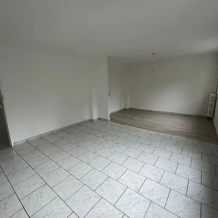 Image 6 - 1 Rue Babeuf, 80000 Amiens, France - Apartment for rent