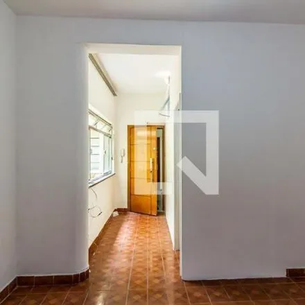 Rent this 2 bed apartment on Rua dos Timbiras 597 in República, São Paulo - SP