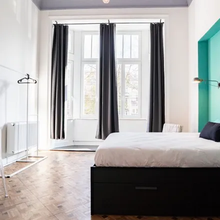 Rent this 12 bed room on Boulevard Lambermont - Lambermontlaan 170 in 1030 Schaerbeek - Schaarbeek, Belgium