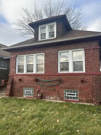 Image 2 - 8930 South Throop Street, Chicago, IL 60643, USA - House for sale