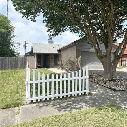 Rent this 2 bed house on 2417 Woodway Drive in Corpus Christi, TX 78414