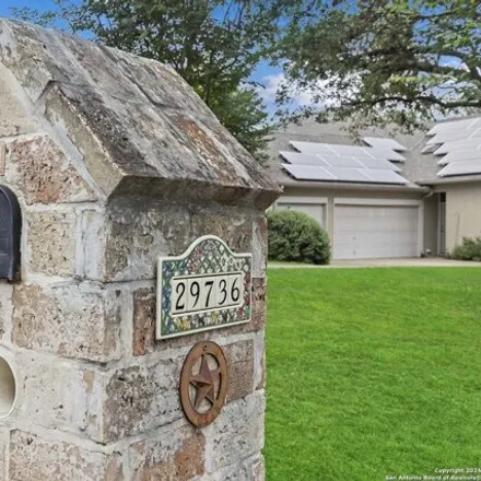 Image 2 - 29770 No Le Hace Drive, Fair Oaks Ranch, Bexar County, TX 78015, USA - House for sale