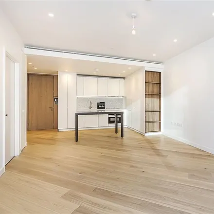 Image 8 - White City House, 2 Wood Crescent, London, W12 7FR, United Kingdom - Apartment for rent