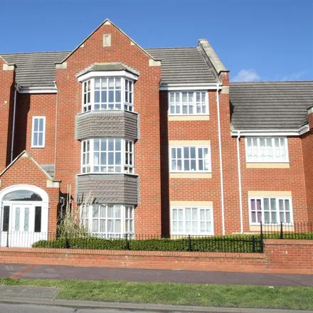 Rent this 2 bed apartment on Knaresborough Court in Bletchley, MK3 7DS