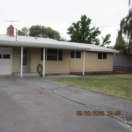 Buy this 3 bed house on 5399 Sturdivant Avenue in Klamath Falls, OR 97603