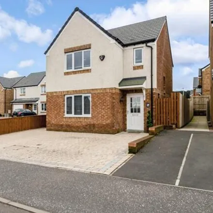 Buy this 3 bed house on Virtuewell Grove in Cambuslang, G72 8WT