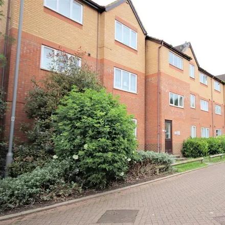 Rent this 1 bed apartment on Simpson Close in Luton, LU4 9TP