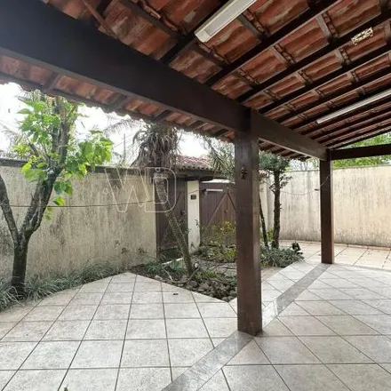 Buy this 3 bed house on Rua Doutor Tabajara de Araujo Gomes in Piratininga, Niterói - RJ