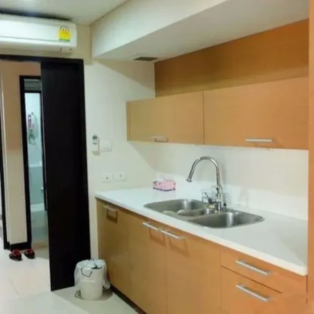 Rent this 3 bed apartment on Jetanin Institute for Assisted Reproduction in 25, Chit Lom Road