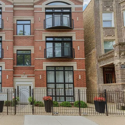 Buy this 2 bed house on 2827-2829 West Lyndale Street in Chicago, IL 60647