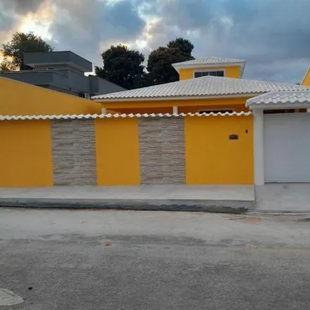 Buy this 4 bed house on Rua dos Quintanilhas in Centro, Maricá - RJ