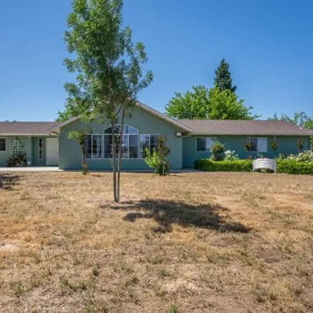 Buy this 3 bed house on 5381 West Shields Avenue in Fresno, CA 93722