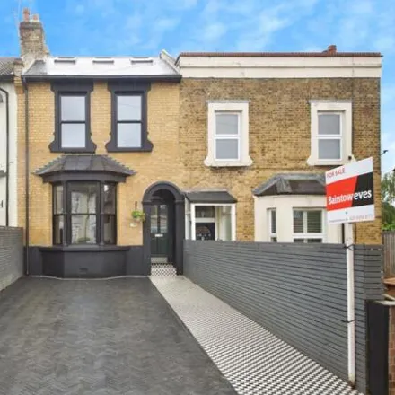 Buy this 4 bed duplex on Sunshine Day Nursery in 167 Wallwood Road, London