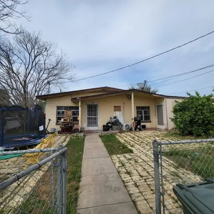 Buy this 2 bed house on 1702 Green St in Laredo, Texas