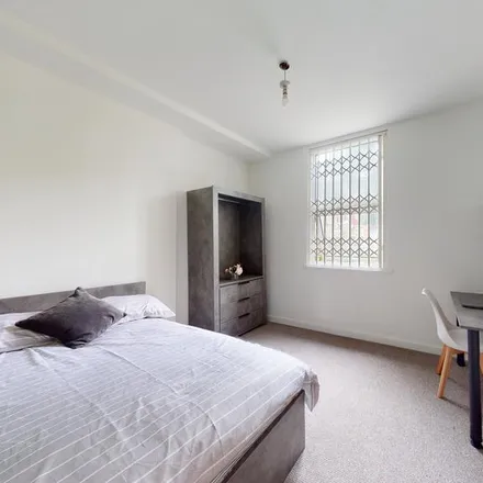 Image 7 - 19 Moorland Avenue, Leeds, LS6 1AP, United Kingdom - Apartment for rent