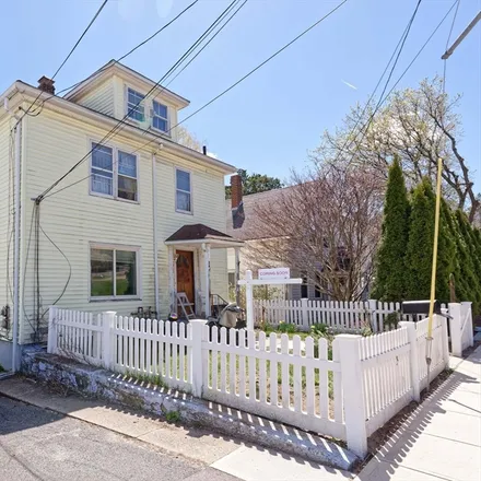 Image 1 - 344 Main St, Milford MA 01757 - House for sale