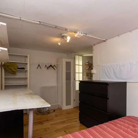 Image 7 - Madrid, Swinton & Grant, Calle de Miguel Servet, 28012 Madrid - Apartment for rent