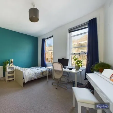 Image 2 - Heathview, Gordon House Road, Maitland Park, London, NW5 1LR, United Kingdom - Apartment for sale