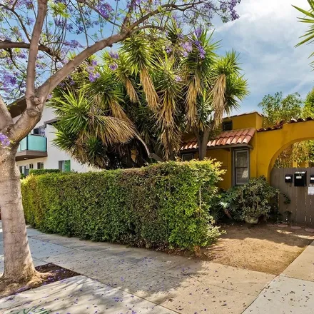 Image 2 - 1223 North Ogden Drive, West Hollywood, CA 90046, USA - Townhouse for sale